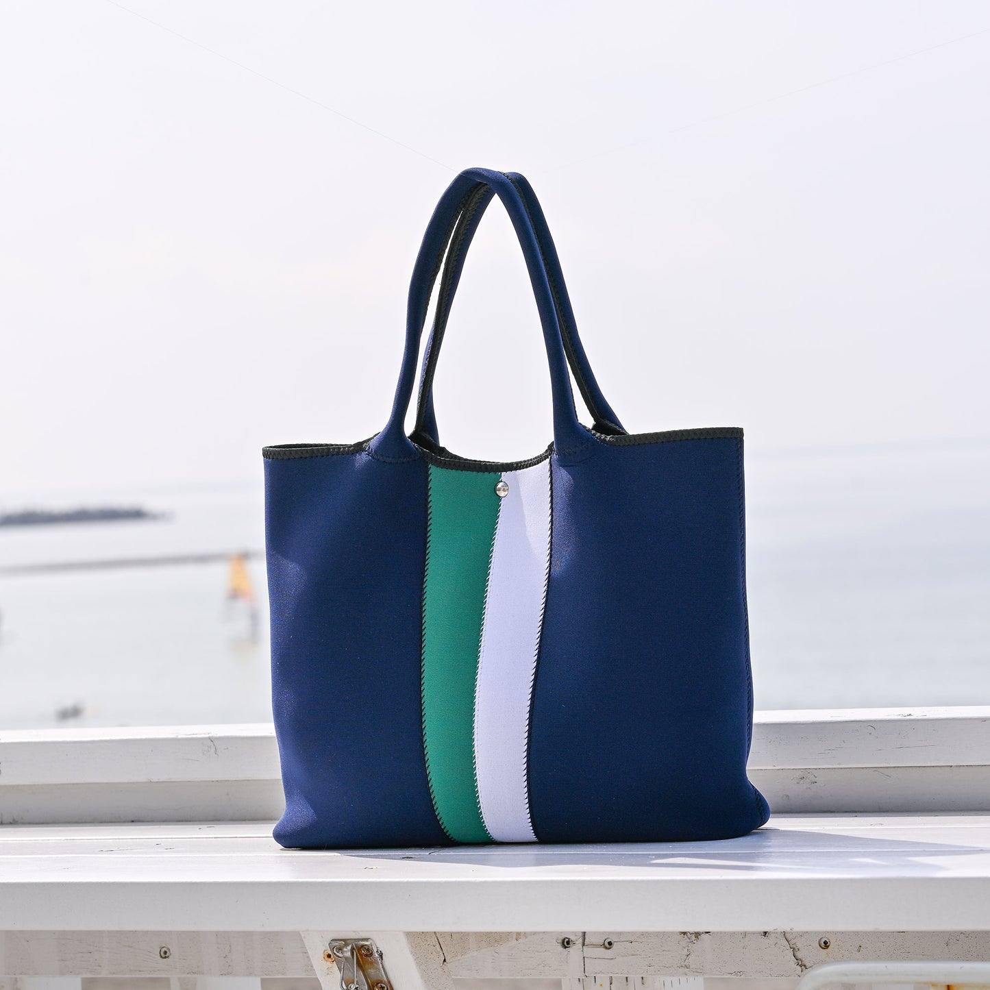 simple tote